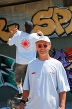 T-shirt blue sky - At his peak