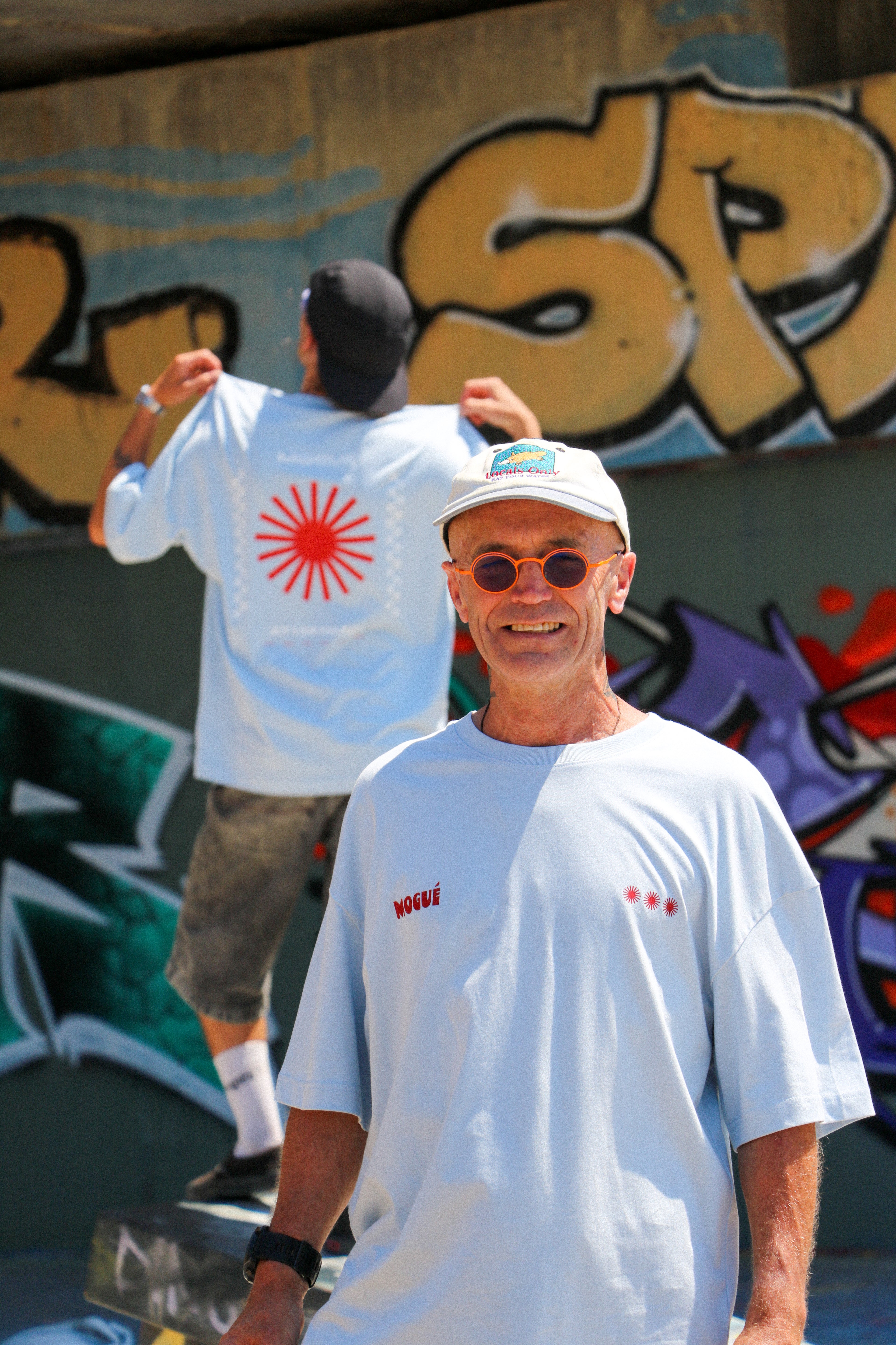 T-shirt blue sky - At his peak