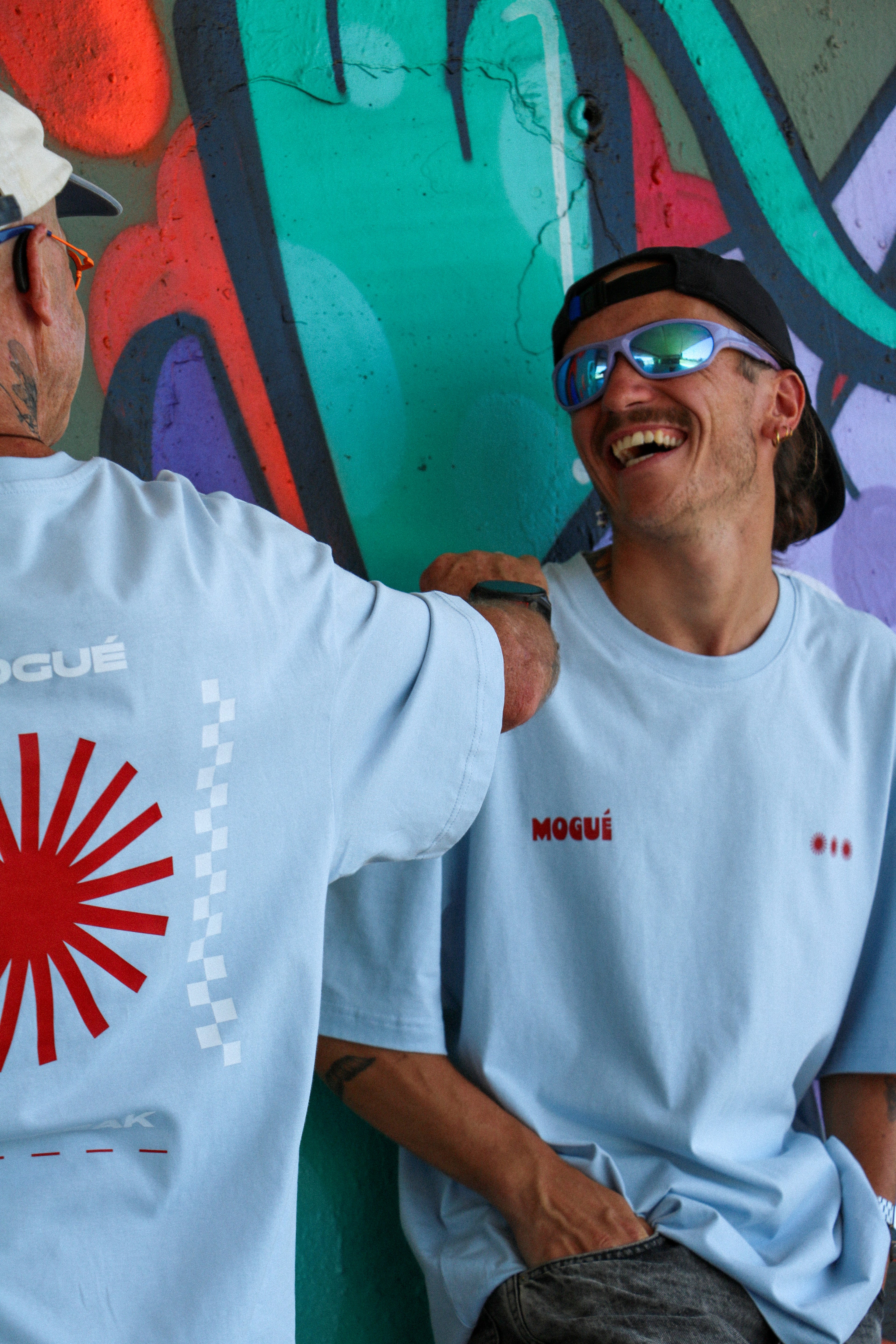 T-shirt blue sky - At his peak